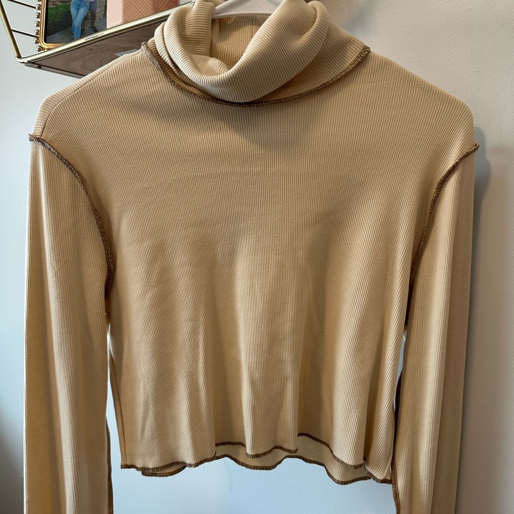 Forever 21 Turtleneck Crop Top